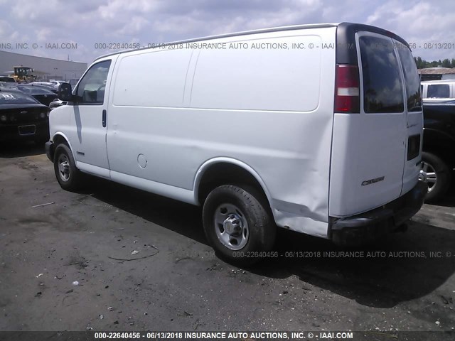 1GCGG25V251134987 - 2005 CHEVROLET EXPRESS G2500  WHITE photo 3