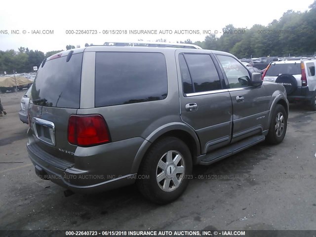 5LMFU28RX4LJ40521 - 2004 LINCOLN NAVIGATOR TAN photo 4