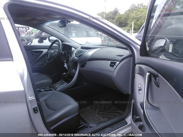 KMHDH4AE5DU634975 - 2013 HYUNDAI ELANTRA GLS/LIMITED SILVER photo 5