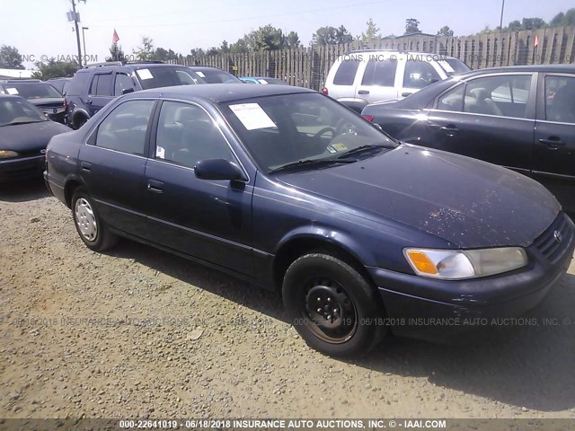 4T1BG22K4WU378205 - 1998 TOYOTA CAMRY CE/LE/XLE BLUE photo 1