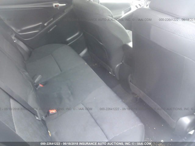 2T1KU4EE8AC359774 - 2010 TOYOTA COROLLA MATRIX  SILVER photo 8
