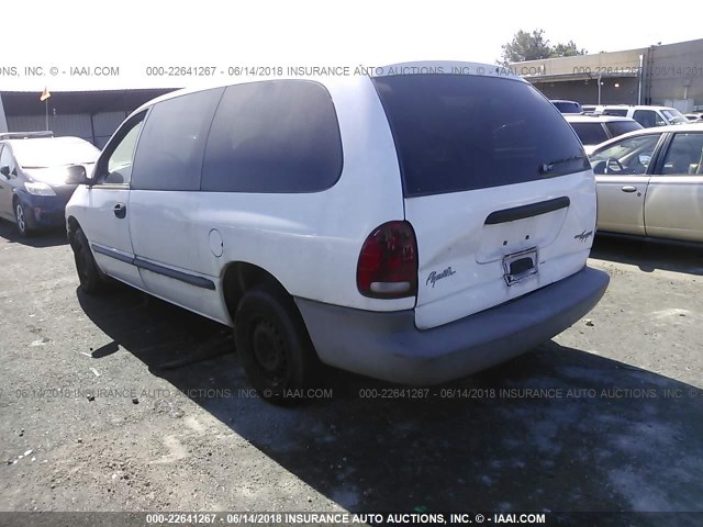 2P4GP24R8VR350340 - 1997 PLYMOUTH GRAND VOYAGER  WHITE photo 3