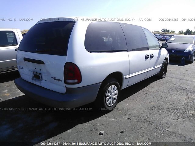 2P4GP24R8VR350340 - 1997 PLYMOUTH GRAND VOYAGER  WHITE photo 4