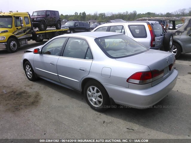 1HGCG66812A012410 - 2002 HONDA ACCORD EX/SE SILVER photo 3