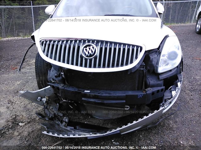 5GAER23D39J202426 - 2009 BUICK ENCLAVE CXL WHITE photo 6