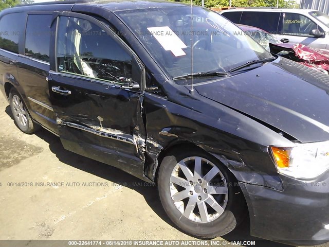 2A4RR8DG4BR666591 - 2011 CHRYSLER TOWN & COUNTRY TOURING L GRAY photo 6