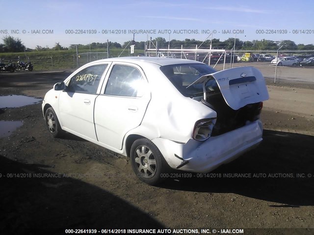 KL1TJ52654B258752 - 2004 CHEVROLET AVEO LS WHITE photo 3