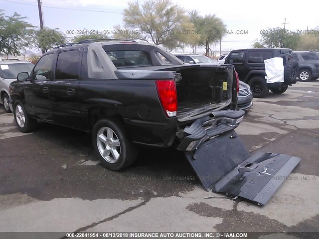 3GNEC12Z06G132024 - 2006 CHEVROLET AVALANCHE C1500 GRAY photo 3