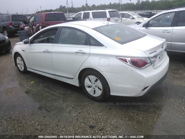 KMHEC4A43DA077320 - 2013 HYUNDAI SONATA HYBRID WHITE photo 3