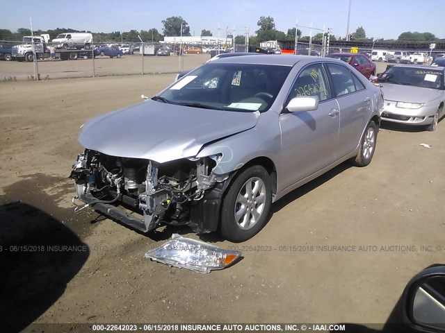 4T4BF3EK6BR168547 - 2011 TOYOTA CAMRY SE/LE/XLE 银色 照片 2