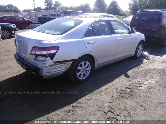 4T4BF3EK6BR168547 - 2011 TOYOTA CAMRY SE/LE/XLE 银色 照片 4