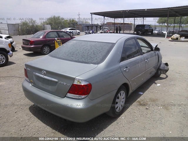 4T1BE32K35U591592 - 2005 TOYOTA CAMRY LE/XLE/SE ვერცხლისფერი ფოტო 4
