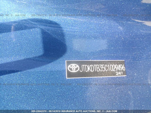 JTDKDTB35C1029496 - 2012 TOYOTA PRIUS C BLUE photo 9