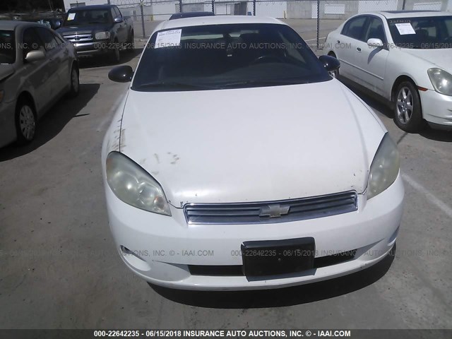 2G1WK151169333388 - 2006 CHEVROLET MONTE CARLO LT WHITE photo 6