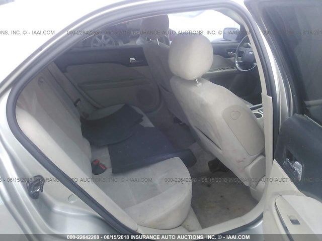 3FAHP08168R215900 - 2008 FORD FUSION SEL SILVER photo 8