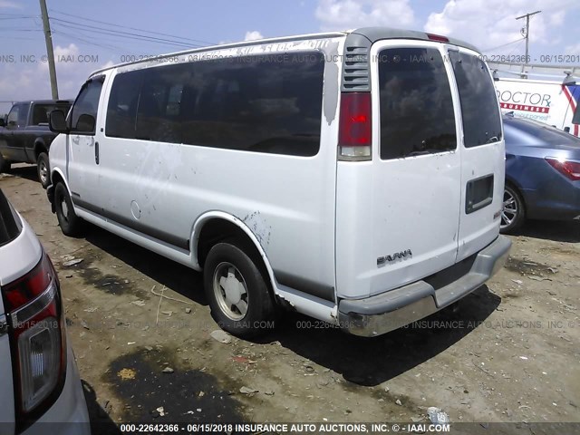 1GKFG15R2X1004093 - 1999 GMC SAVANA G1500 WHITE photo 3