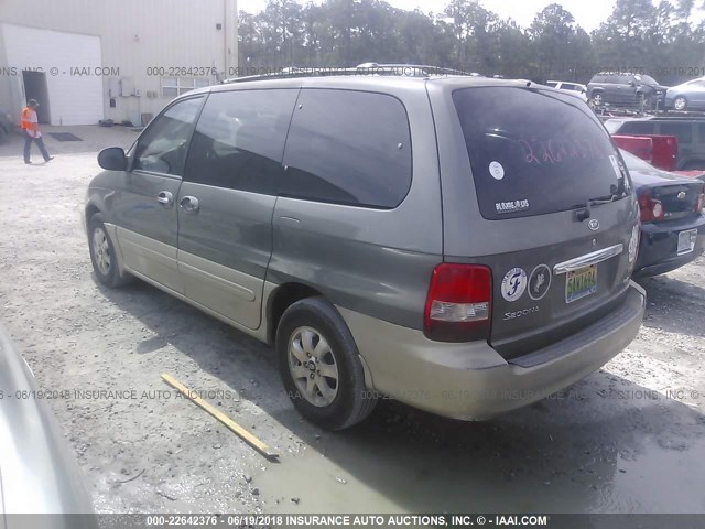 KNDUP131646512789 - 2004 KIA SEDONA EX/LX GRAY photo 3