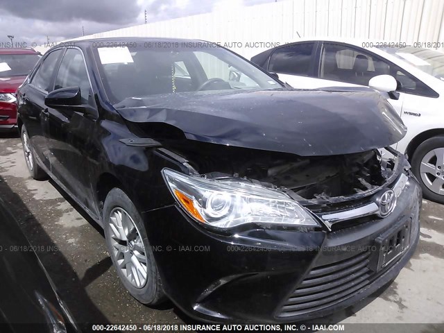4T1BF1FK7GU187015 - 2016 TOYOTA CAMRY LE/XLE/SE/XSE BLACK photo 1
