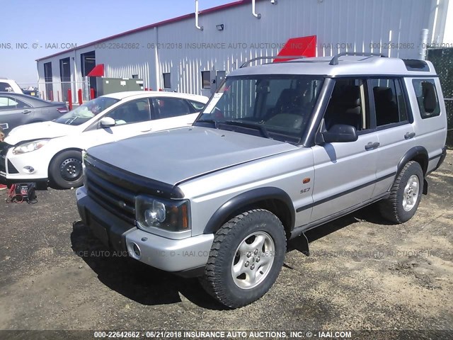 SALTW16403A822882 - 2003 LAND ROVER DISCOVERY II SE SILVER photo 2