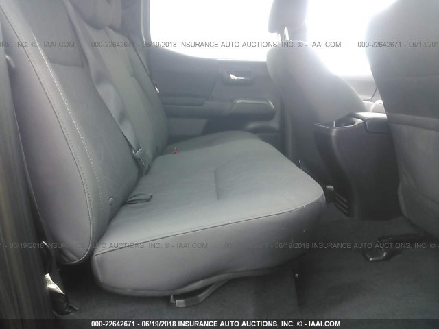 3TMCZ5AN4GM005963 - 2016 TOYOTA TACOMA DBL CAB/SR/SR5/TRD SPT/OR GRAY photo 8