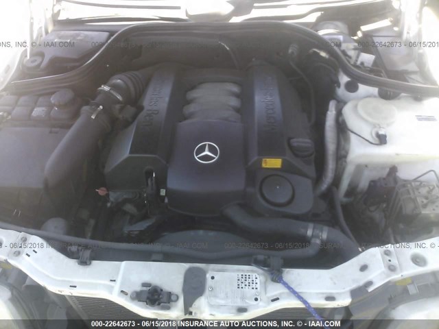 WDBHA29G0YA852154 - 2000 MERCEDES-BENZ C 280 WHITE photo 10