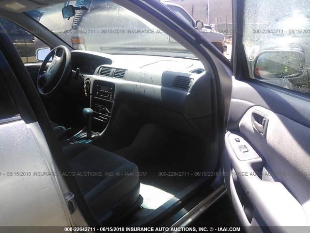 4T1BG22K31U797560 - 2001 TOYOTA CAMRY CE/LE/XLE GRAY photo 5