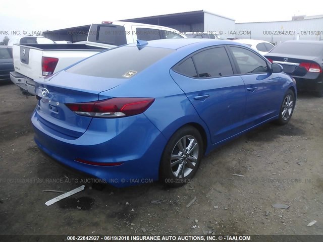 KMHD84LF2HU425849 - 2017 HYUNDAI ELANTRA SE/VALUE/LIMITED BLUE photo 4