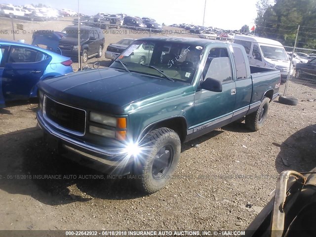 1GTEK19RXWE540877 - 1998 GMC SIERRA K1500 GREEN photo 2