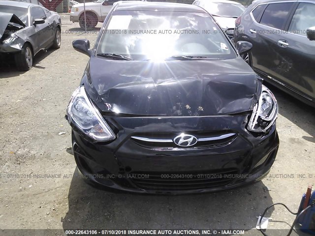 KMHCT5AEXHU363482 - 2017 HYUNDAI ACCENT SE BLACK photo 6