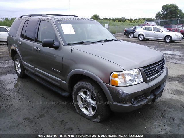 1FMZU73K72ZC75831 - 2002 FORD EXPLORER XLT TAN photo 1