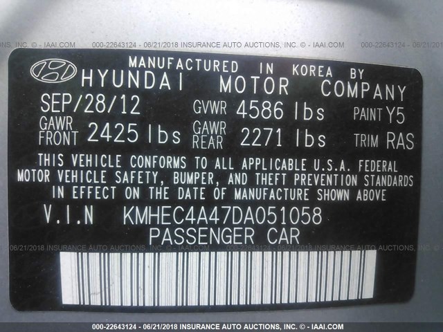 KMHEC4A47DA051058 - 2013 HYUNDAI SONATA HYBRID SILVER photo 9