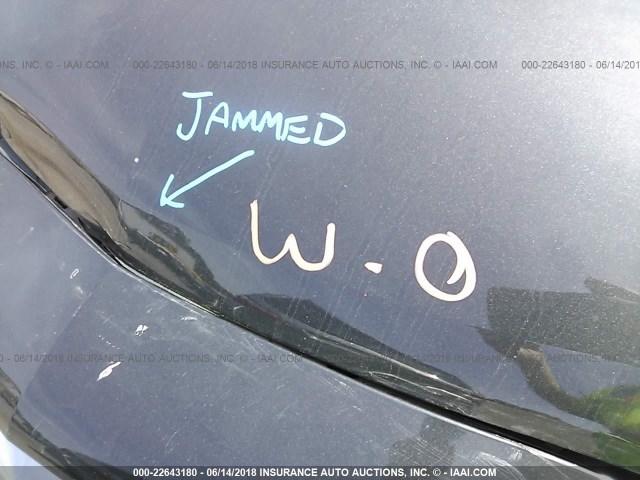 1G11C5SL1EF126929 - 2014 CHEVROLET MALIBU 1LT GRAY photo 10