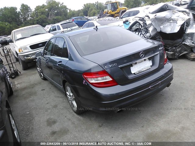 WDDGF8BB2BR180726 - 2011 MERCEDES-BENZ C 300 4MATIC GRAY photo 3