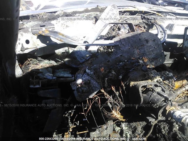 1GYEK63N84R118920 - 2004 CADILLAC ESCALADE LUXURY Qara foto 7