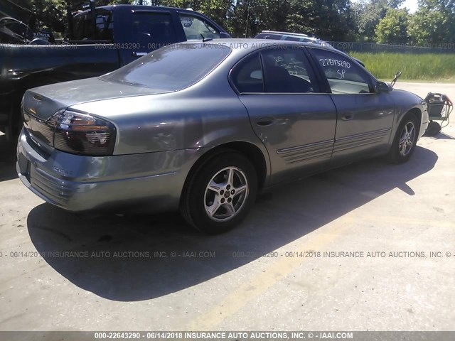 1G2HX54K05U175506 - 2005 PONTIAC BONNEVILLE SE GRAY photo 4