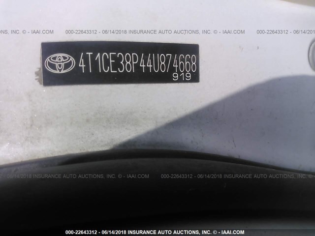 4T1CE38P44U874668 - 2004 TOYOTA CAMRY SOLARA SE/SLE თეთრი ფოტო 9