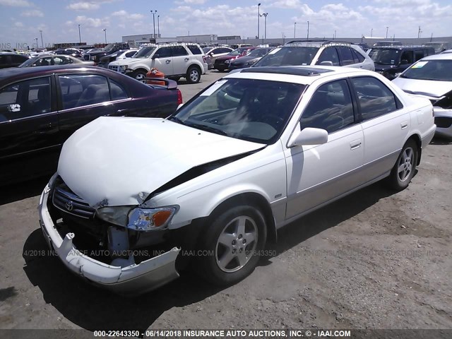 JT2BG22K010580441 - 2001 TOYOTA CAMRY CE/LE/XLE 白色 照片 2