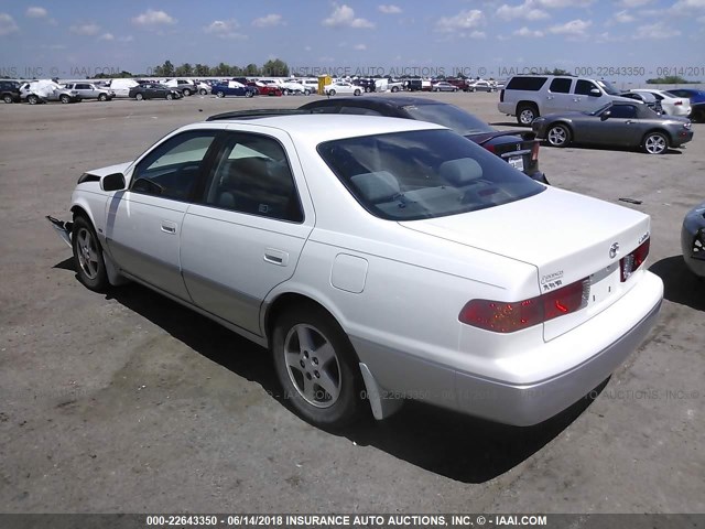 JT2BG22K010580441 - 2001 TOYOTA CAMRY CE/LE/XLE 白色 照片 3