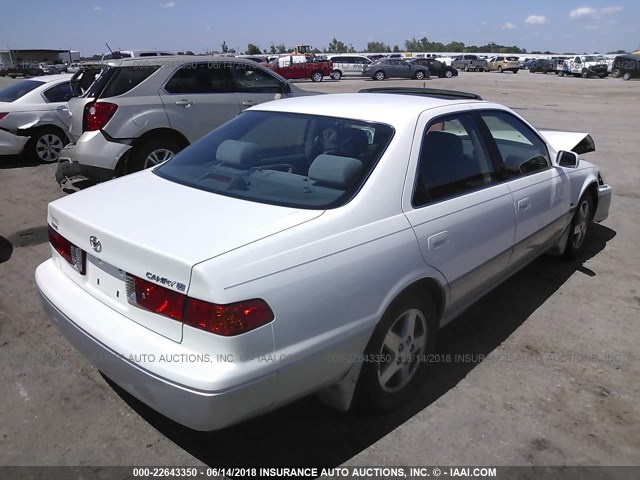 JT2BG22K010580441 - 2001 TOYOTA CAMRY CE/LE/XLE 白色 照片 4