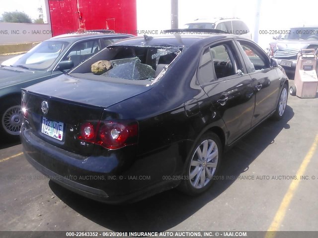 3VWRJ7AJ9AM073951 - 2010 VOLKSWAGEN JETTA WOLFSBURG 黑色 照片 4