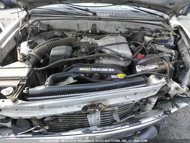 5TEWN72N31Z833497 - 2001 TOYOTA TACOMA XTRACAB SILVER photo 10