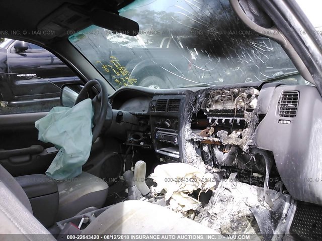 5TEWN72N31Z833497 - 2001 TOYOTA TACOMA XTRACAB SILVER photo 6