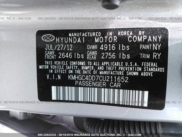 KMHGC4DD7CU211652 - 2012 HYUNDAI GENESIS 3.8L SILVER photo 9