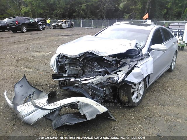 5NPEC4AC6BH002824 - 2011 HYUNDAI SONATA SE/LIMITED GRAY photo 6