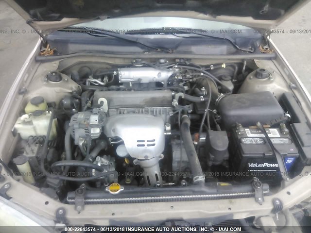 4T1BG22K3WU345549 - 1998 TOYOTA CAMRY CE/LE/XLE GOLD photo 10