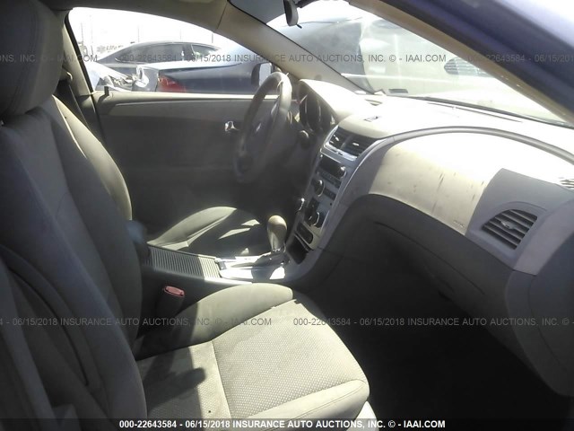 1G1ZG57B984270039 - 2008 CHEVROLET MALIBU LS BLUE photo 5
