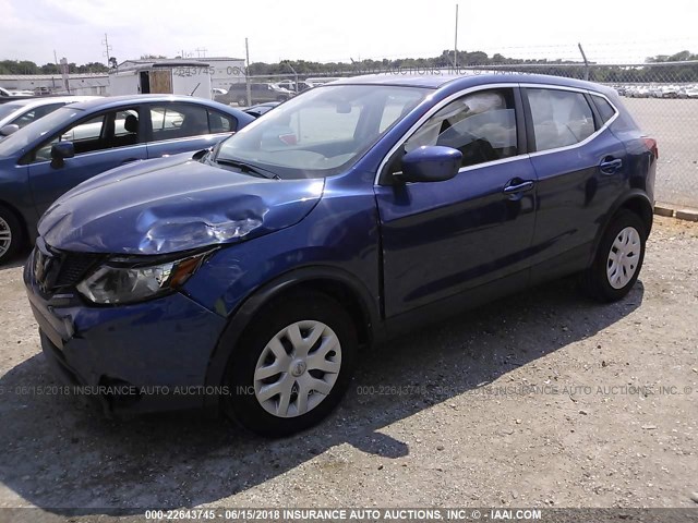 JN1BJ1CR8JW250562 - 2018 NISSAN ROGUE BLUE photo 2