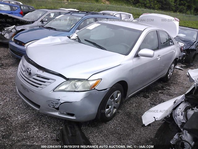 4T1BE46K08U251031 - 2008 TOYOTA CAMRY CE/LE/XLE/SE SILVER photo 2