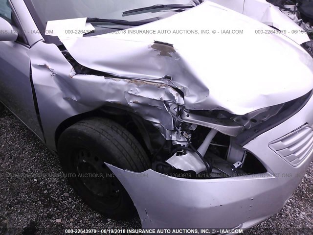 4T1BE46K08U251031 - 2008 TOYOTA CAMRY CE/LE/XLE/SE SILVER photo 6