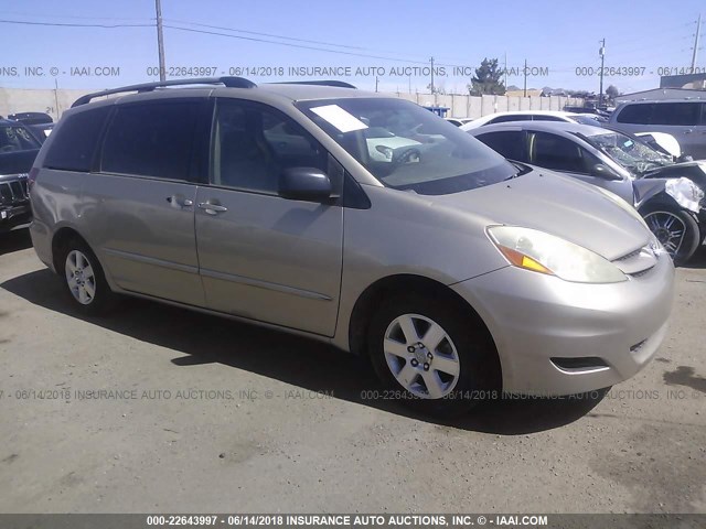 5TDZK23C87S058402 - 2007 TOYOTA SIENNA CE/LE GOLD photo 1